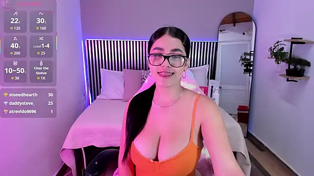 Hanah Greey online show from June 2026 07:35:01 PM