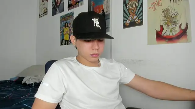 nathan x1 online show from November 2025 08:20:02 PM