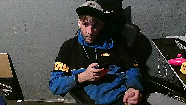 Superoz77 online show from December 2024 08:44:02 AM