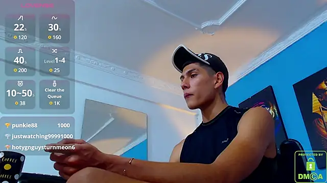 Snapshot of Valerio_20 chatting on December 2024 08:27:02 PM Valerio 20 online show from December 2024 08:27:02 PM