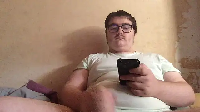 Snapshot of bigboyfrench chatting on September 2025 09:31:01 AM bigboyfrench online show from September 2025 09:31:01 AM