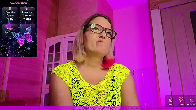 EVAshinyGIRL online show from March 2025 07:32:01 PM