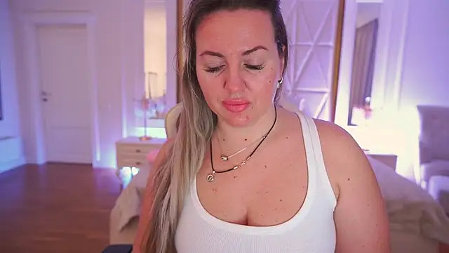 KiraCandyS online show from February 2026 02:51:01 AM