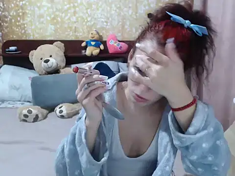 Emmatoo online show from February 2025 05:51:02 PM