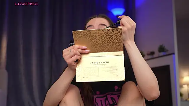 Amely Young online show from February 2026 02:15:02 AM