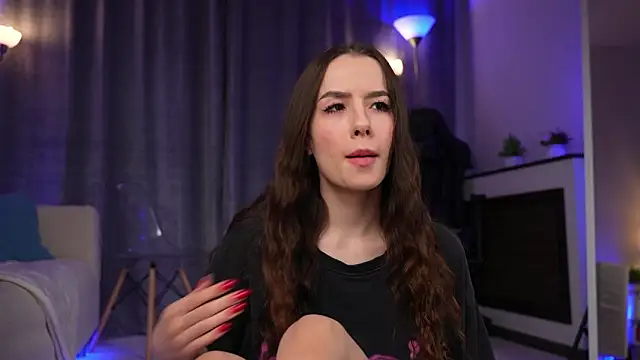 Amely Young online show from March 2026 02:06:02 AM