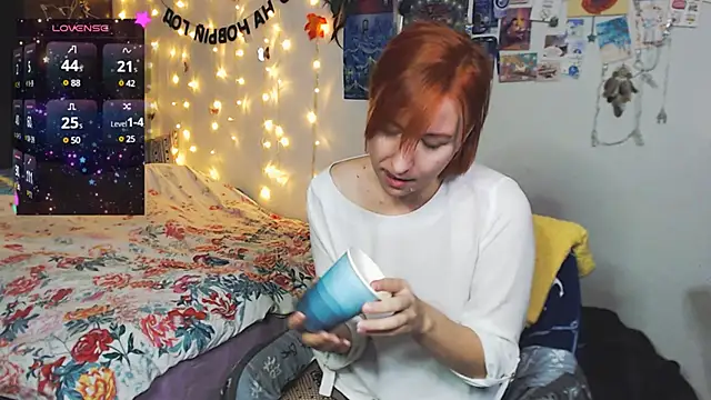 licentia  poetica online show from December 2024 10:13:02 PM