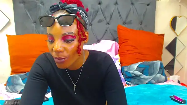 SAVAGExBOO online show from March 2025 10:11:01 PM