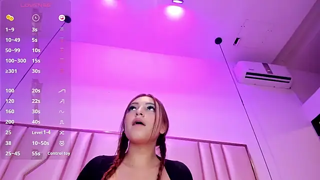 CintyaLeiner online show from February 2025 11:47:02 AM