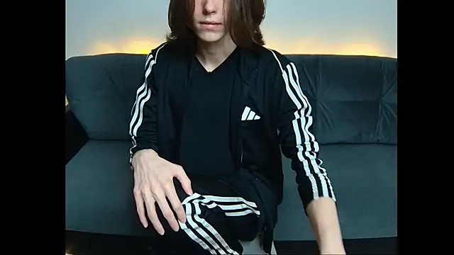 kobeny online show from February 2025 10:48:02 PM