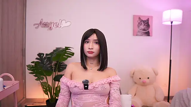 Angeeel  online show from October 2025 07:47:02 PM