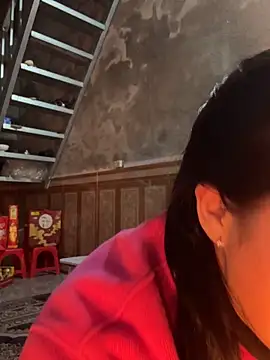 Hellen 111 online show from February 2026 03:51:02 PM