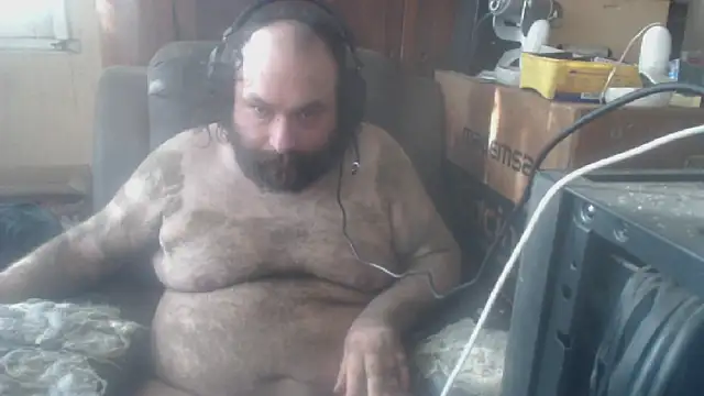 Snapshot of hairyhulk chatting on October 2025 08:28:02 PM hairyhulk online show from October 2025 08:28:02 PM