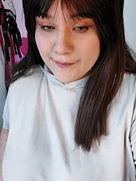 ItsNaiixa online show from November 2025 08:44:01 PM