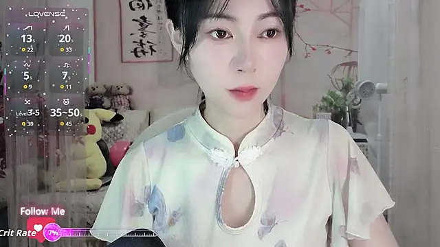 Lisa-s online show from November 2025 02:44:02 AM