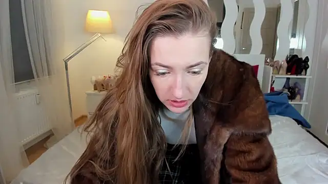 KateRedgar online show from March 2025 05:06:02 PM