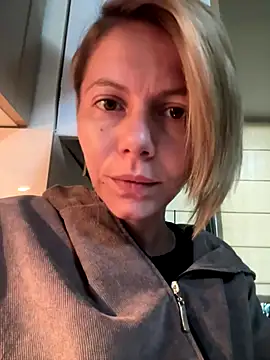 tanyagrey online show from October 2025 05:35:02 AM