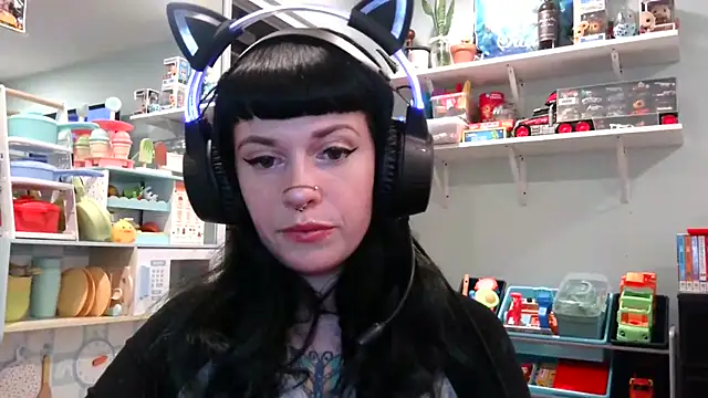 Marcelinegoddess online show from February 2025 03:33:01 AM