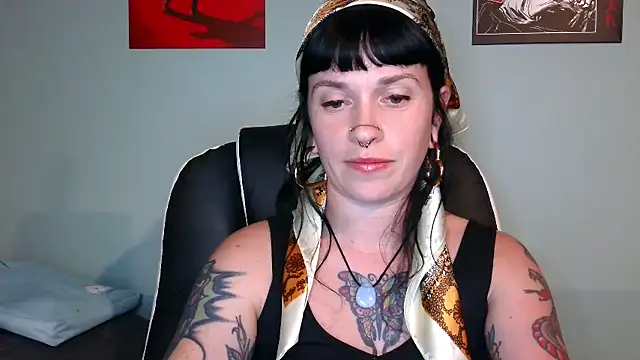 Marcelinegoddess online show from October 2025 02:34:01 AM