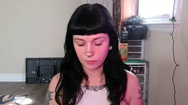 Snapshot of Marcelinegoddess chatting on February 2026 04:50:01 PM Marcelinegoddess online show from February 2026 04:50:01 PM