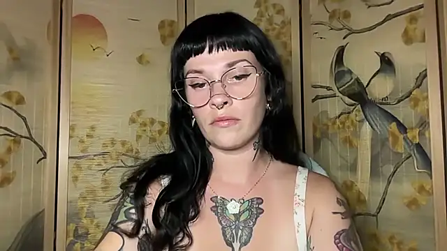 Snapshot of Marcelinegoddess chatting on July 2026 03:48:01 AM Marcelinegoddess online show from July 2026 03:48:01 AM
