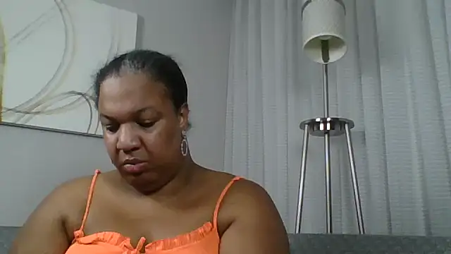 Badgirlbrittt online show from October 2025 04:47:01 PM