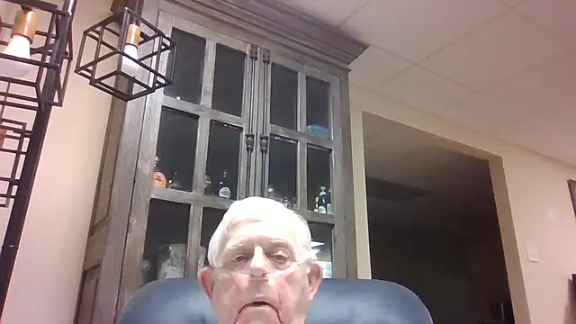 Snapshot of bootlegmanz chatting on June 2026 06:51:02 PM bootlegmanz online show from June 2026 06:51:02 PM