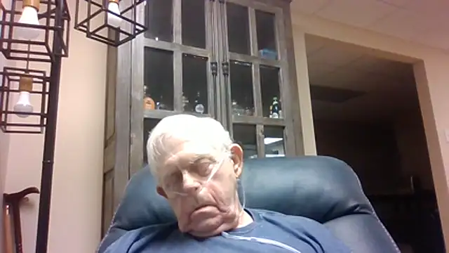 Snapshot of bootlegmanz chatting on July 2026 05:37:01 PM bootlegmanz online show from July 2026 05:37:01 PM