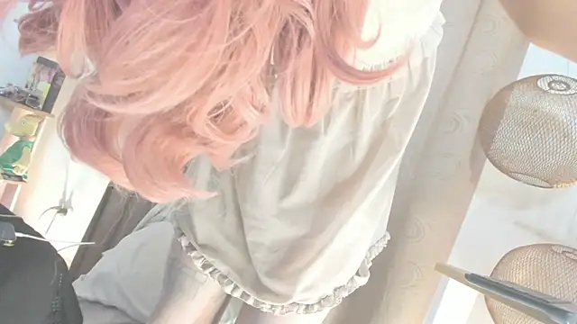 Snapshot of BarbieVenus chatting on April 2026 09:04:01 AM BarbieVenus online show from April 2026 09:04:01 AM