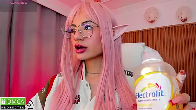 sophiecherry  online show from October 2025 05:41:01 AM