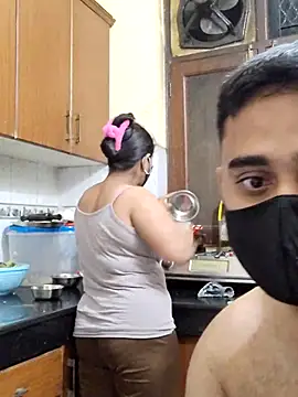 IND COUPLE1 online show from February 2025 09:58:02 PM