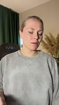 Charming Daphny online show from April 2026 06:29:01 AM