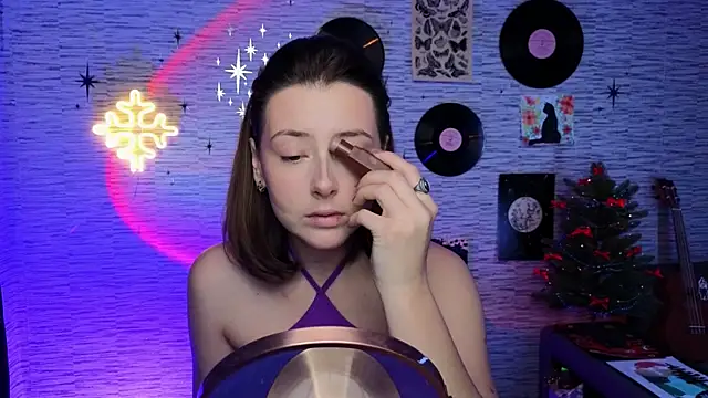 Snapshot of GloriaElmer chatting on December 2024 06:10:02 AM GloriaElmer online show from December 2024 06:10:02 AM