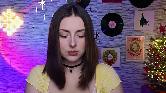 Snapshot of GloriaElmer chatting on January 2025 06:14:01 PM GloriaElmer online show from January 2025 06:14:01 PM