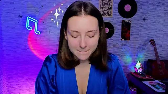 Snapshot of GloriaElmer chatting on February 2025 06:45:02 AM GloriaElmer online show from February 2025 06:45:02 AM