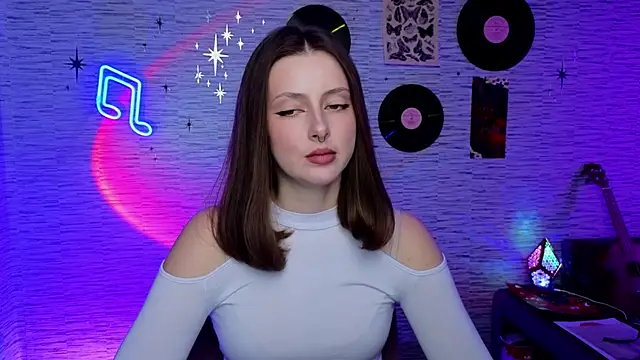 Snapshot of GloriaElmer chatting on February 2025 09:54:01 AM GloriaElmer online show from February 2025 09:54:01 AM