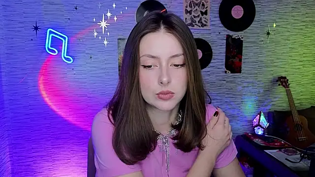 Snapshot of GloriaElmer chatting on March 2025 09:34:02 AM GloriaElmer online show from March 2025 09:34:02 AM