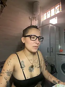 Hawitxui online show from October 2025 10:10:02 AM