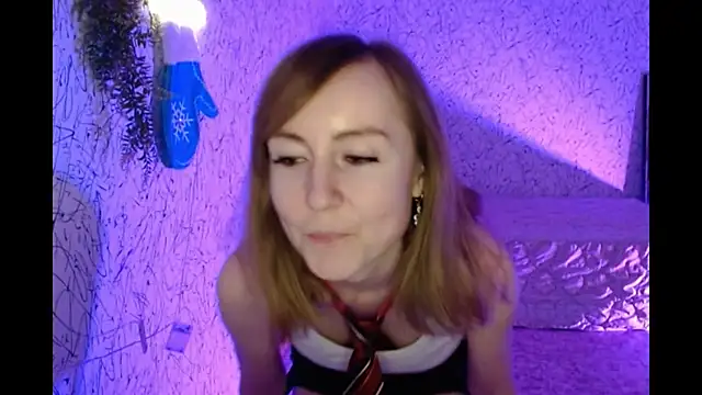 Athena Richards online show from February 2025 02:43:02 PM