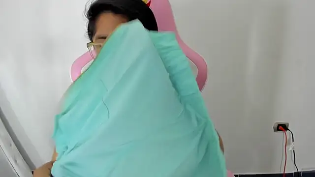  Angelinaandrade  online show from February 2025 03:50:02 PM