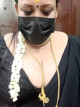 Snapshot of ashikaa_r chatting on February 2025 04:34:02 PM ashikaa r online show from February 2025 04:34:02 PM