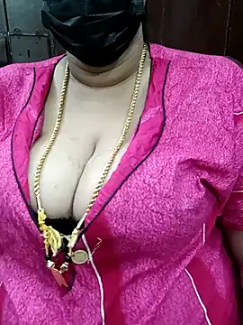 Snapshot of ashikaa_r chatting on February 2025 07:49:01 PM ashikaa r online show from February 2025 07:49:01 PM