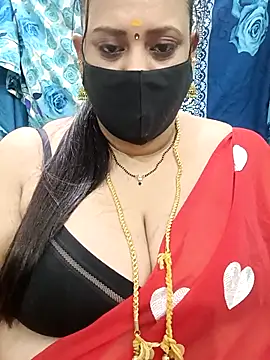 Snapshot of ashikaa_r chatting on October 2025 07:20:02 PM ashikaa r online show from October 2025 07:20:02 PM