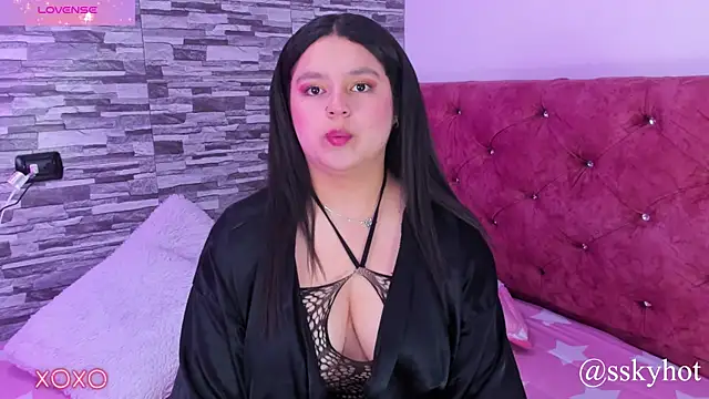 skyhotgirll online show from January 2025 09:09:02 PM