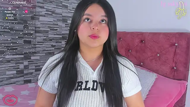 skyhotgirll online show from October 2025 04:31:02 AM