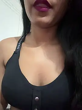 Snapshot of Hot_Goldengirl chatting on April 2026 08:12:02 PM Hot Goldengirl online show from April 2026 08:12:02 PM