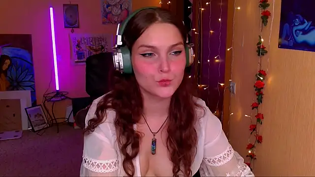 Snapshot of Jenna_Sativa chatting on July 2026 01:13:02 PM Jenna Sativa online show from July 2026 01:13:02 PM