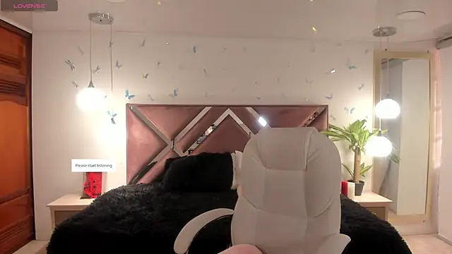  Antonnela  online show from September 2025 01:38:01 PM