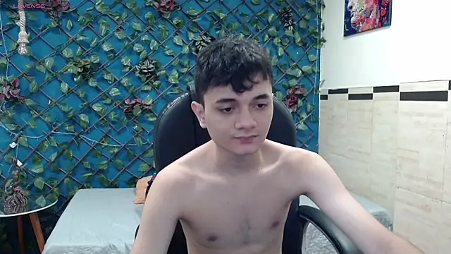 Waturox online show from September 2025 07:27:01 PM