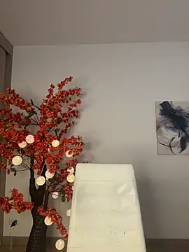 VictoriaHiill online show from February 2026 06:37:02 PM